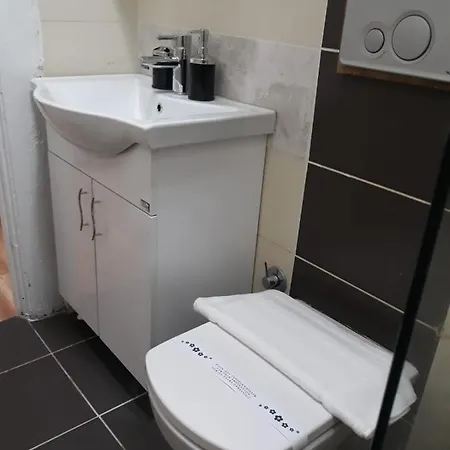 Sunnyaparttaksim 3*