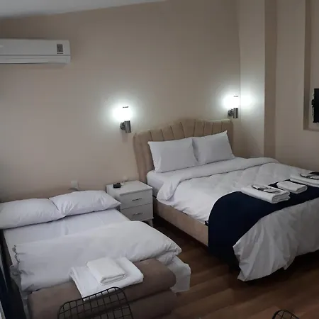 Sunnyaparttaksim Aparthotel 3*