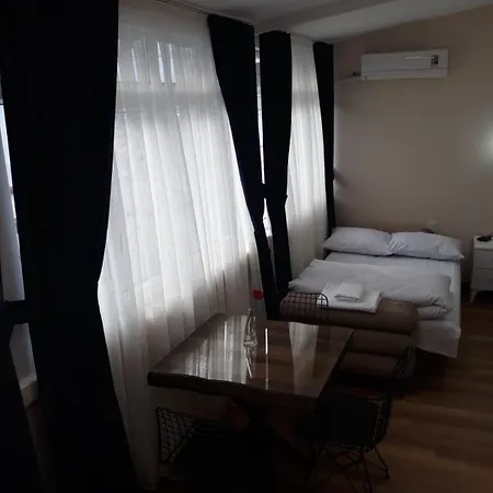Апарт-отель Sunnyaparttaksim Стамбул